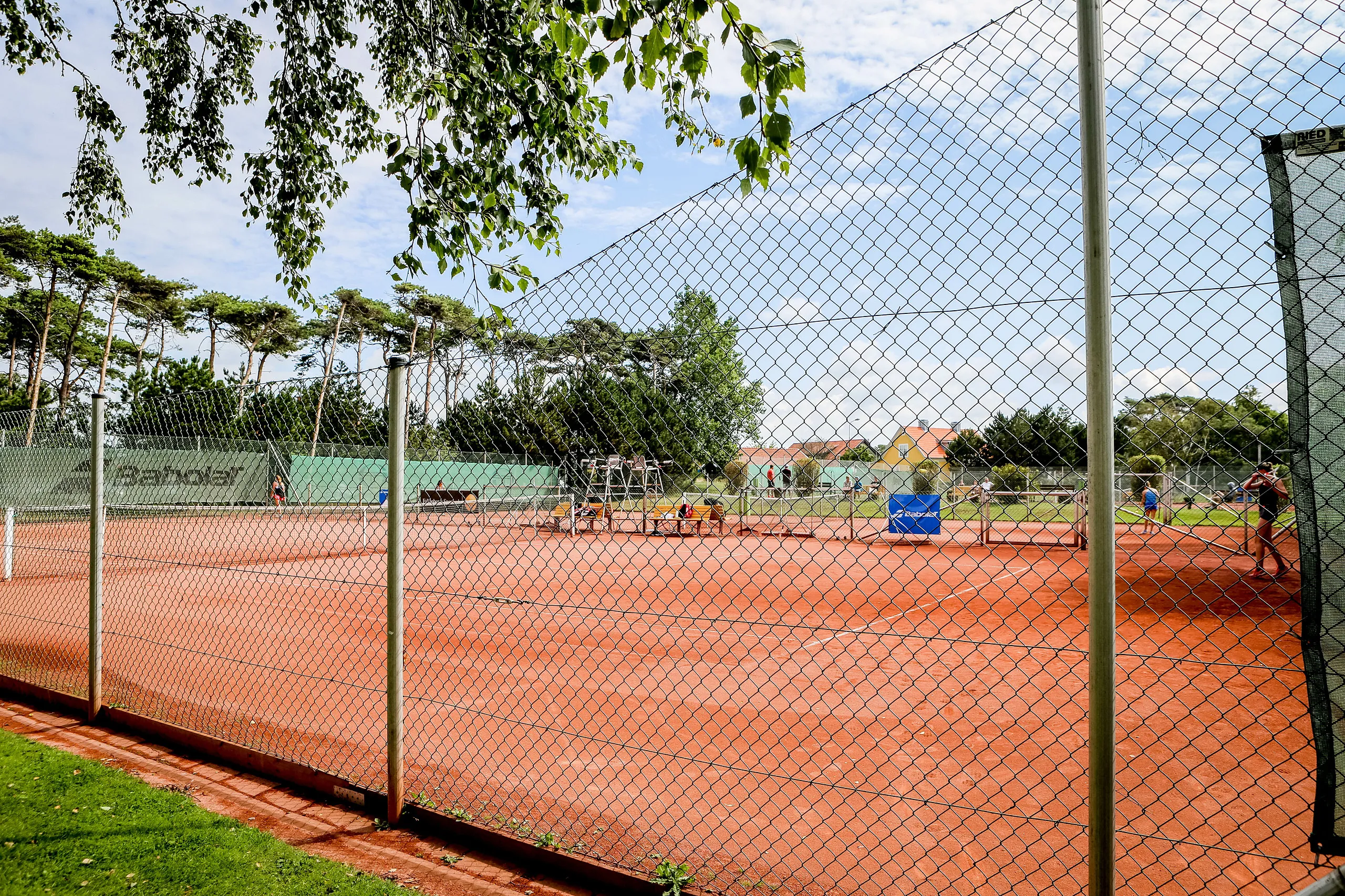 Tennisbana utomhus
