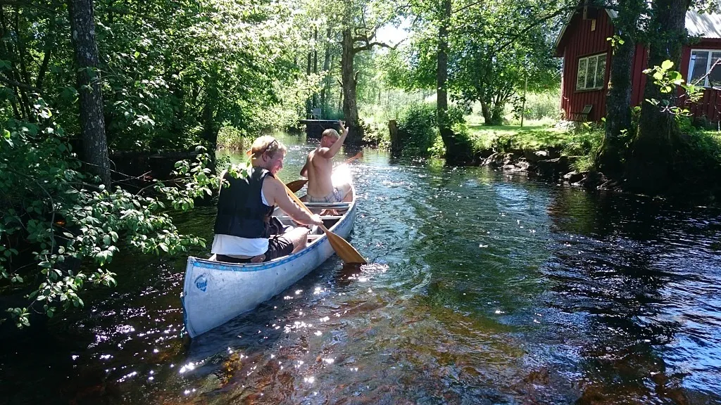 Paddeln in Högvadsån