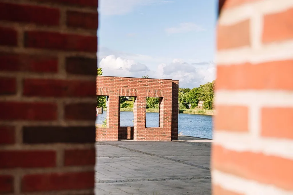 Tegelskulptur