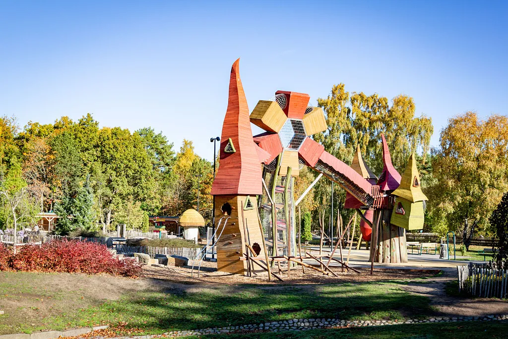 lekplats under höst