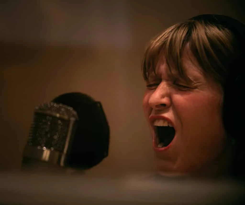 Jazzetc… i samarbete med Musik Hallandia presenterar stolt Lindha Kallerdahl