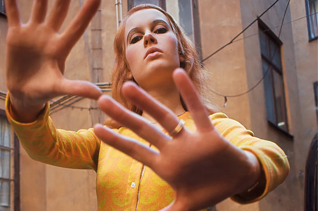 Vernissage för vårens utställningar på Rian