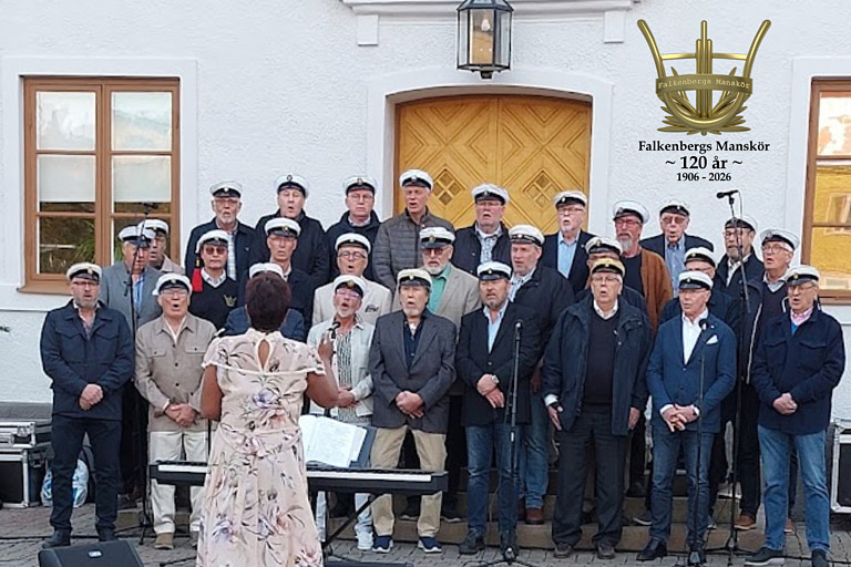 Valborgskonsert på Rådhustorget med Falkenbergs manskör