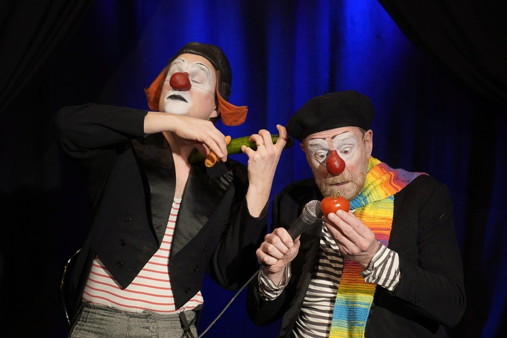 Hur låter en tomat? Med Teater Mo